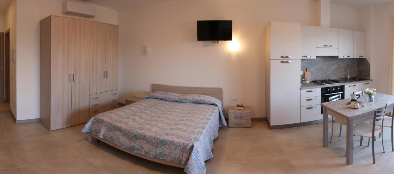 Residence Capinera Sottomarina Bagian luar foto