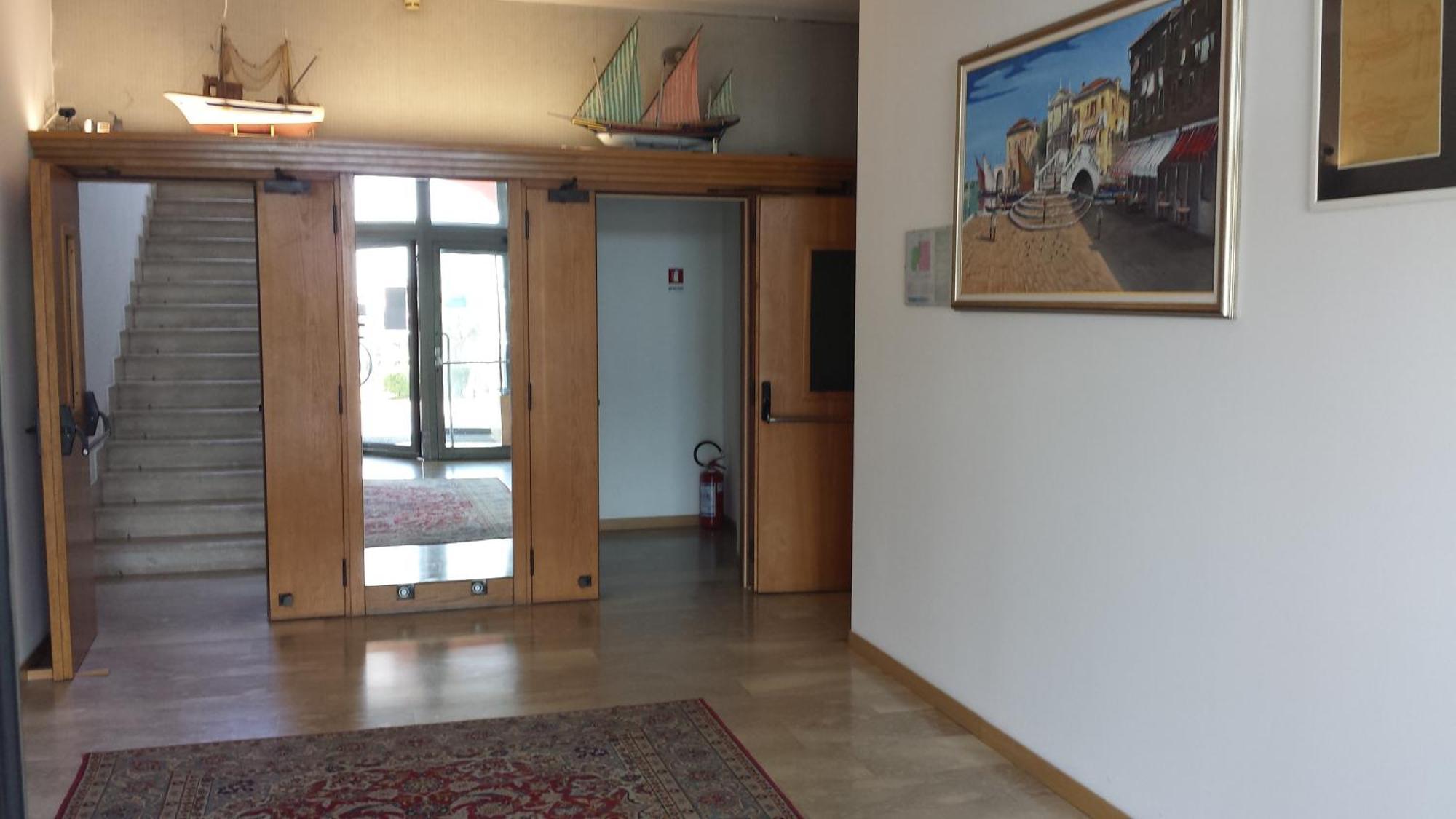 Residence Capinera Sottomarina Bagian luar foto